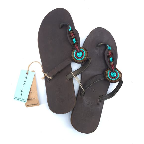 Aspiga Boho Tribal Luxe Turquoise Glass Bead Medallian T-Strap Leather Sandal 36 - Picture 1 of 8